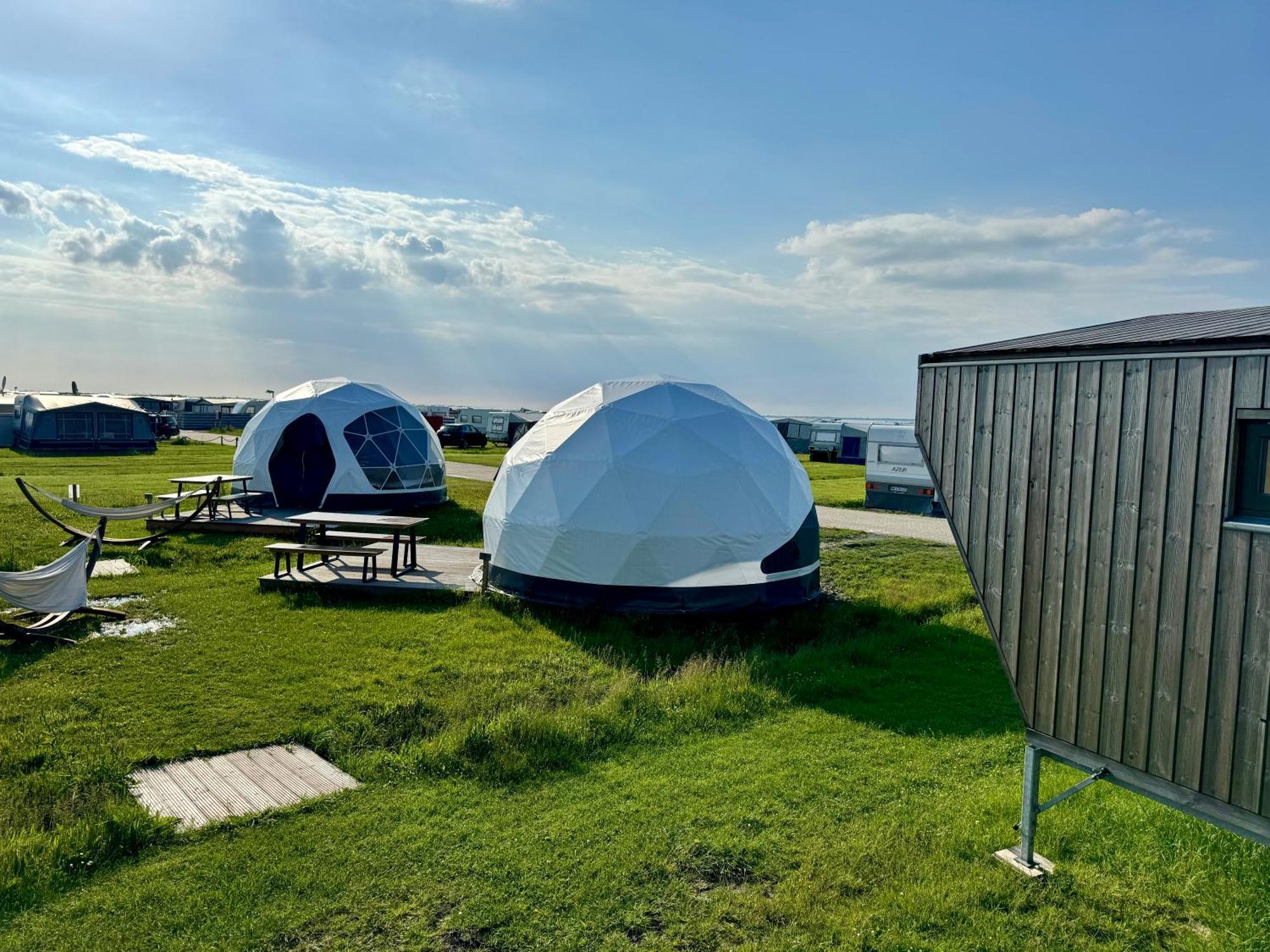 Lodge Camp Harlesiel Direkt Am Wattenmeer Wittmund Exteriör bild